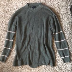 Women’s American eagle long sleeve shirt